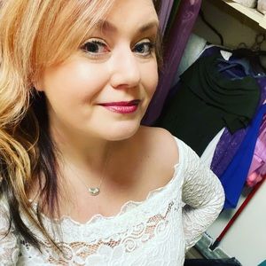 Meet your Posher, Andrea